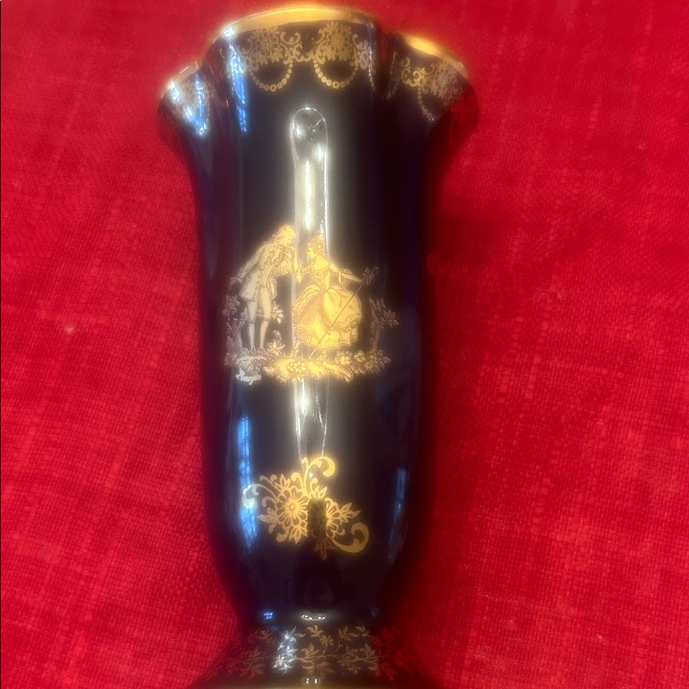 LIMOGES LA REINE PORCELAIN FRANCE COBALT BLUE 24Kt Gold 5.5" VASE